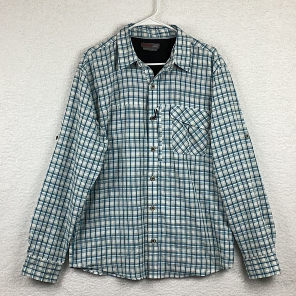 Wrangler Outdoor Men’s Medium L/S Regular Fit Button Down Shirt.